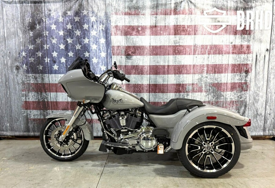 2025 FLTRT Road Glide 3