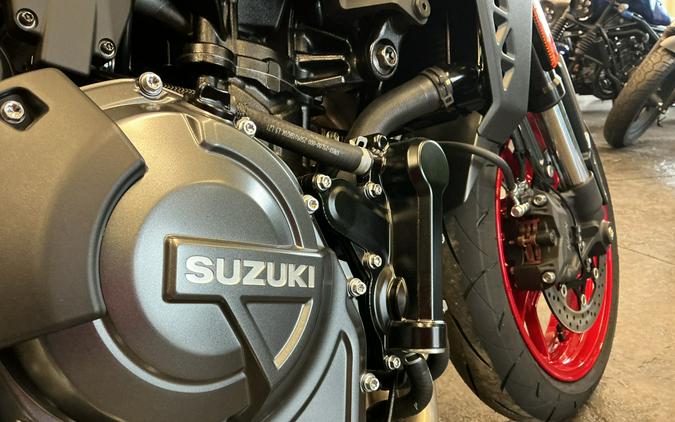 2026 GSX-8S - Suzuki