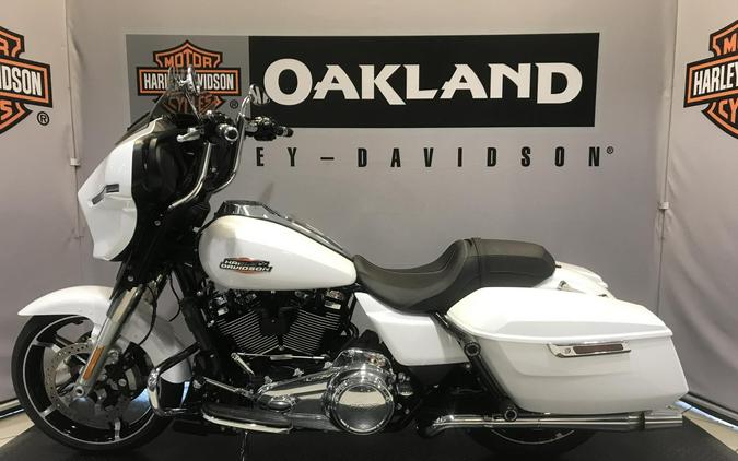 Harley-Davidson® Street Glide® 2024