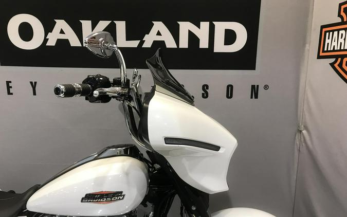 Harley-Davidson® Street Glide® 2024