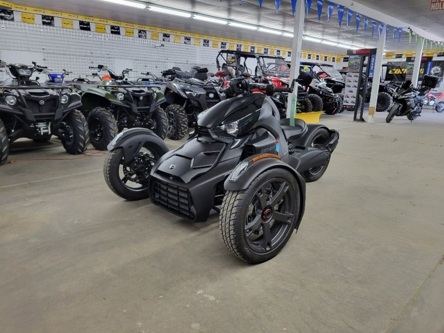 2022 Can-Am™ Ryker 900 ACET