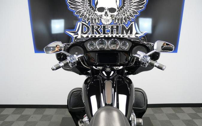 2021 Harley-Davidson® FLHTKSE - CVO™ Limited
