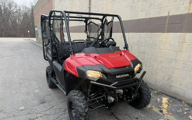 2026 Honda® Pioneer 700-4