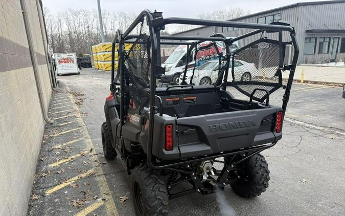 2026 Honda® Pioneer 700-4