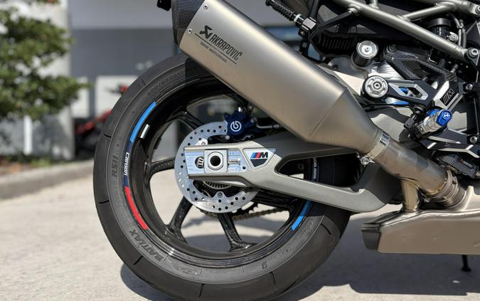 2026 BMW M 1000 R