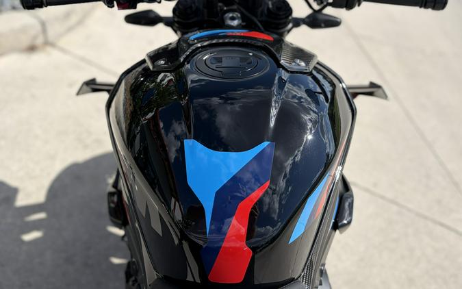 2026 BMW M 1000 R