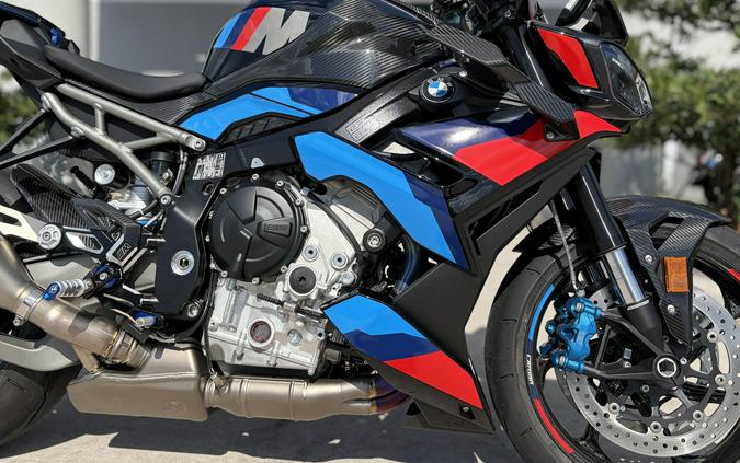 2026 BMW M 1000 R