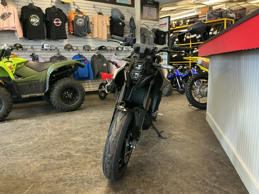 2026 GSX-8S - Suzuki
