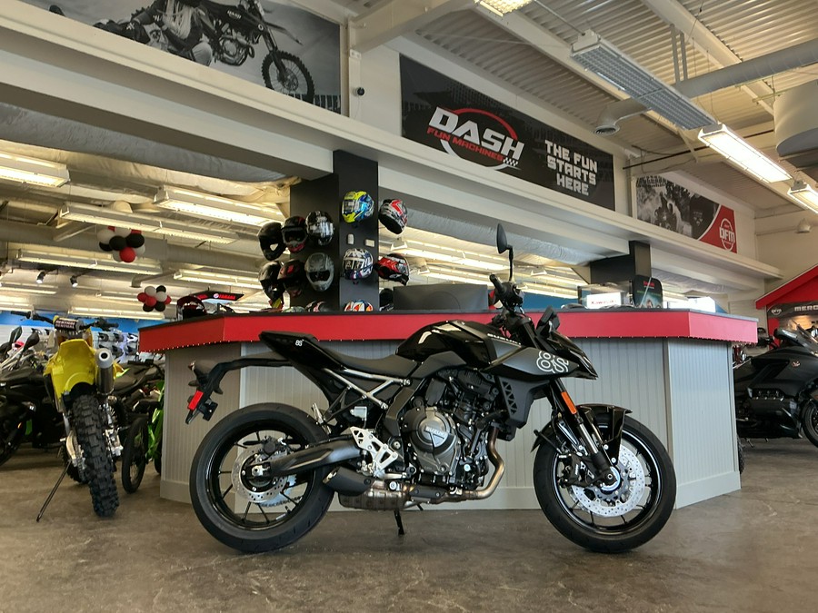 2026 GSX-8S - Suzuki