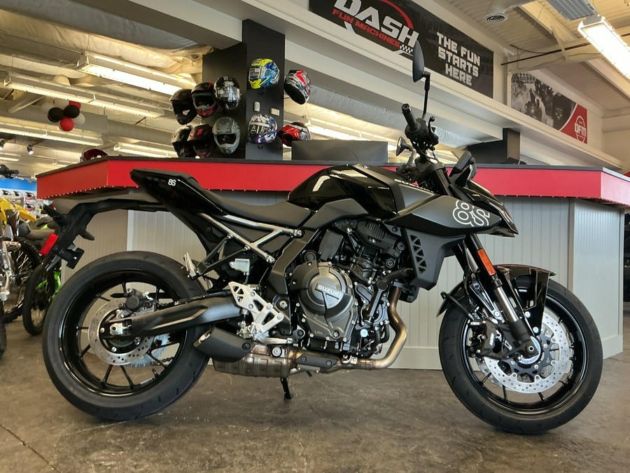 2026 GSX-8S - Suzuki