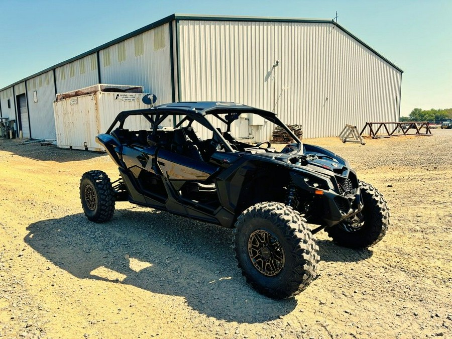 2026 Can-Am® Maverick X3 Max X RS Turbo RR Triple Black_4.5 in