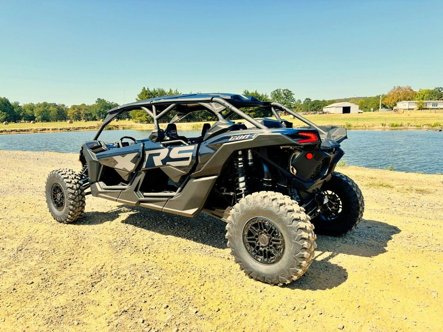 2026 Can-Am® Maverick X3 Max X RS Turbo RR Triple Black_4.5 in