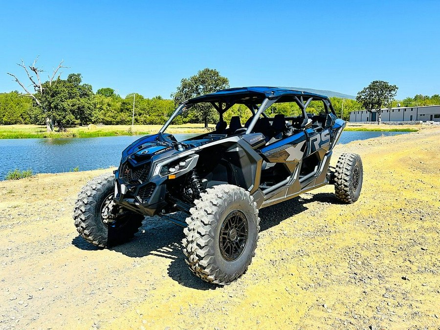 2026 Can-Am® Maverick X3 Max X RS Turbo RR Triple Black_4.5 in
