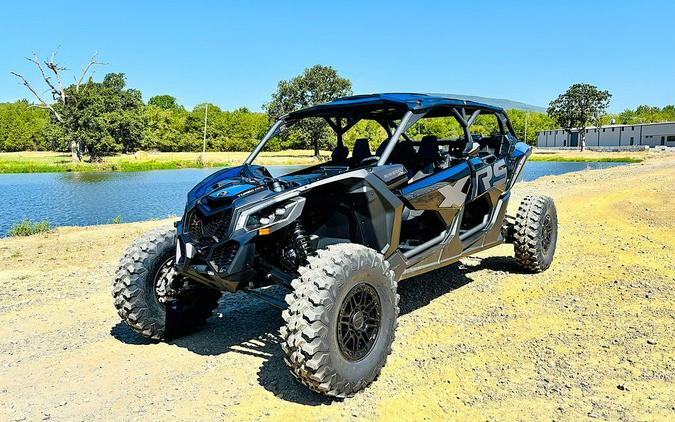 2026 Can-Am® Maverick X3 Max X RS Turbo RR Triple Black_4.5 in