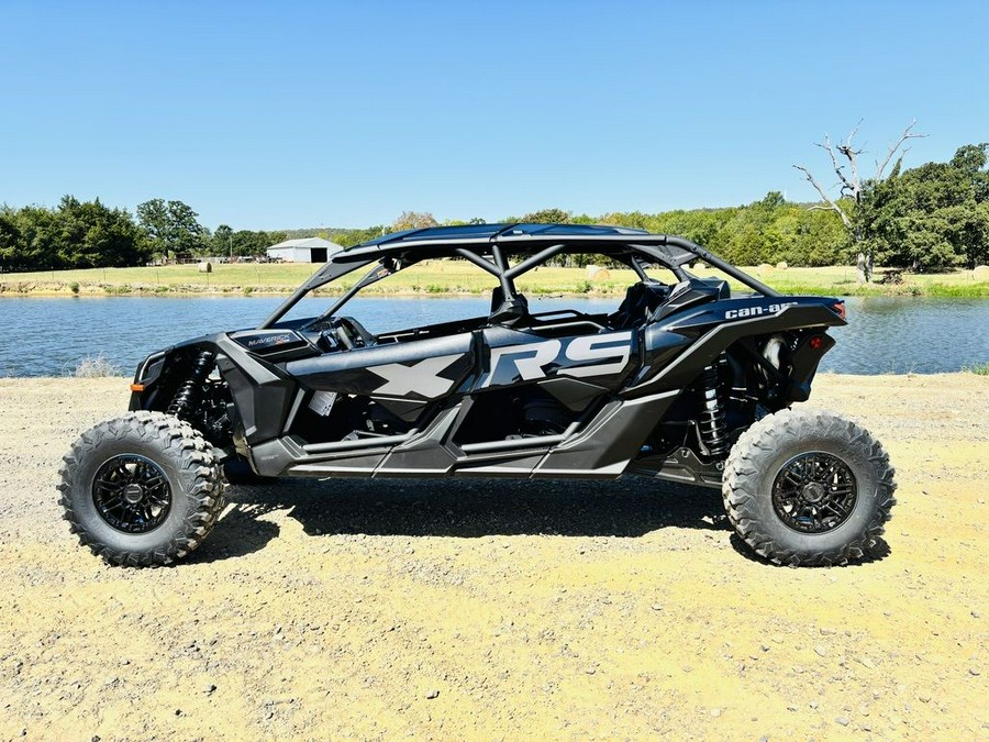 2026 Can-Am® Maverick X3 Max X RS Turbo RR Triple Black_4.5 in