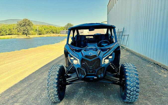 2026 Can-Am® Maverick X3 Max X RS Turbo RR Triple Black_4.5 in