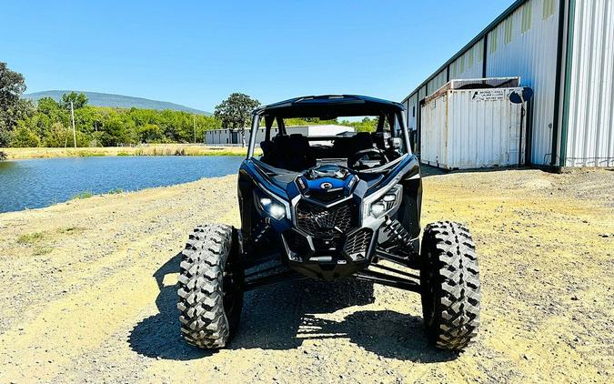 2026 Can-Am® Maverick X3 Max X RS Turbo RR Triple Black_4.5 in