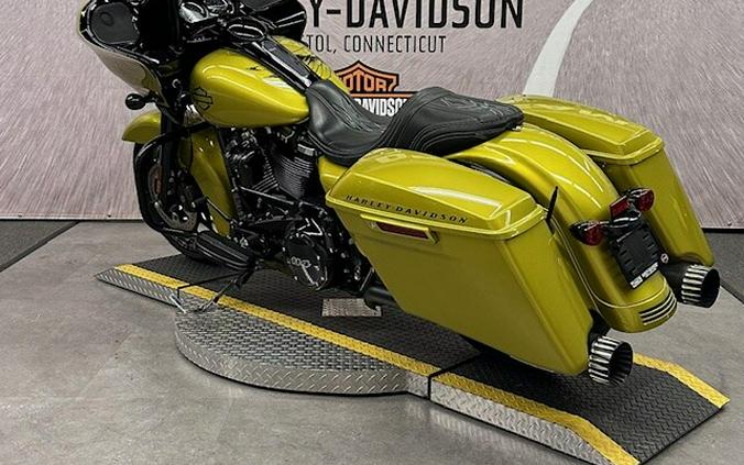 2020 FLTRXS Road Glide Special