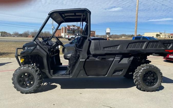 2026 Can-Am® Defender PRO XT HD10