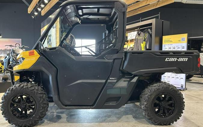 2018 Can-Am® Defender HD8