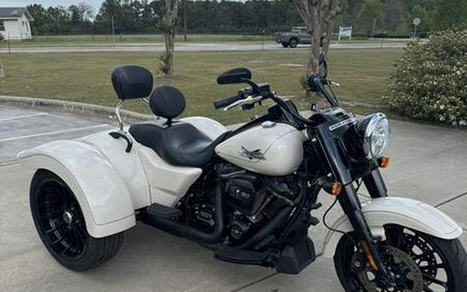 2023 Harley-Davidson® FLRT - Freewheeler®