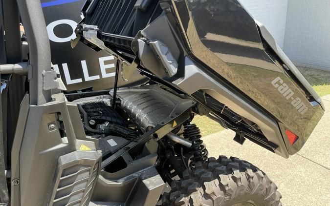 2026 Can-Am Defender MAX Lone Star HD11