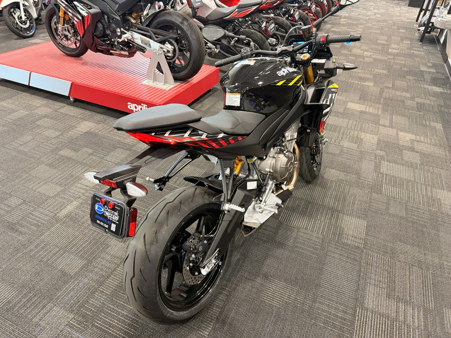 2027 Aprilia Tuono 660 Factory