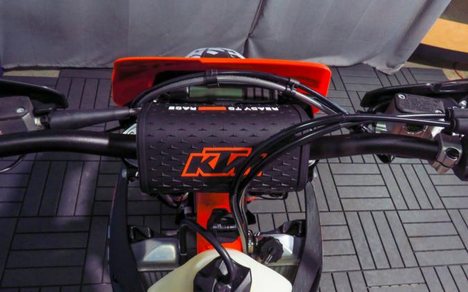 2027 KTM 300 XC-W Hardenduro