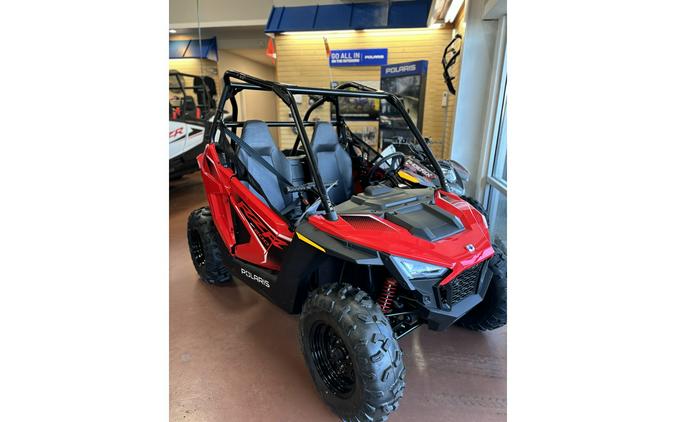 2025 Polaris Industries 2025 RZR 200