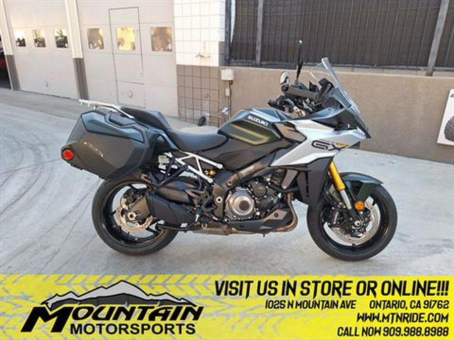 2024 Suzuki GSX-S1000GX+