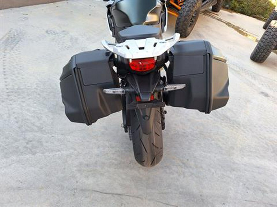 2024 Suzuki GSX-S1000GX+