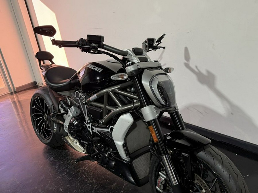 2017 Ducati XDiavel S Thrilling Black Dark Stealth