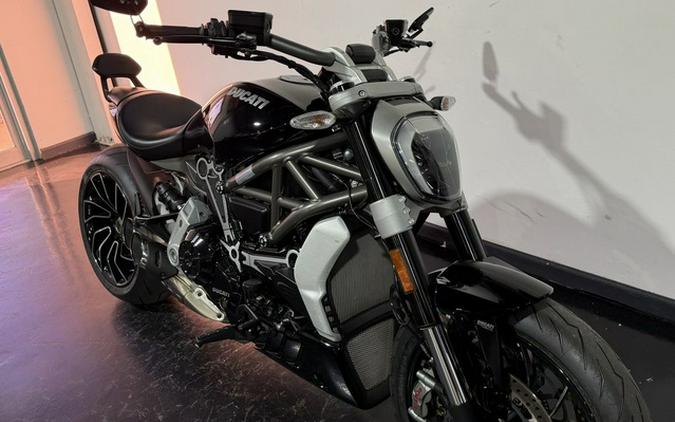 2017 Ducati XDiavel S Thrilling Black Dark Stealth