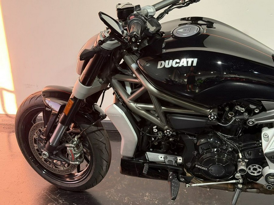 2017 Ducati XDiavel S Thrilling Black Dark Stealth