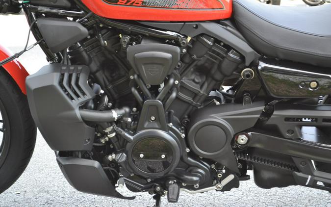 2026 Harley-Davidson® Nightster® Blood Orange - RH975