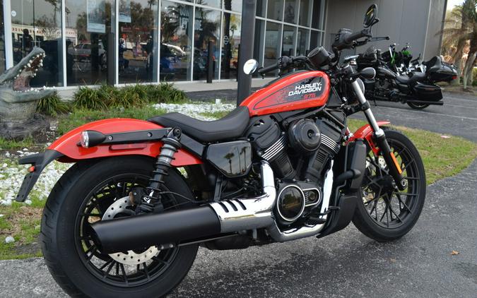 2026 Harley-Davidson® Nightster® Blood Orange - RH975