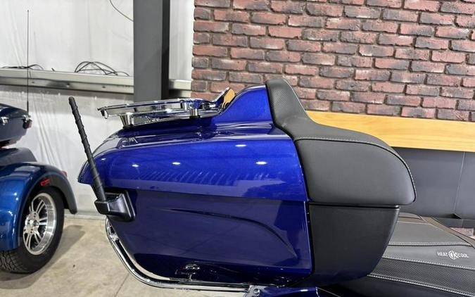 2024 Indian Motorcycle® Roadmaster® Limited Spirit Blue Metallic