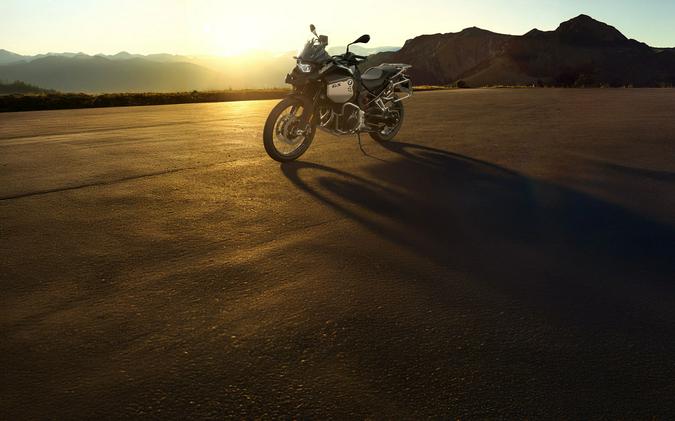 2027 BMW F 900 GS Adventure