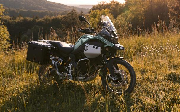 2027 BMW F 900 GS Adventure