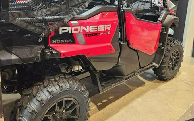 2024 Honda Pioneer 1000-5 Deluxe