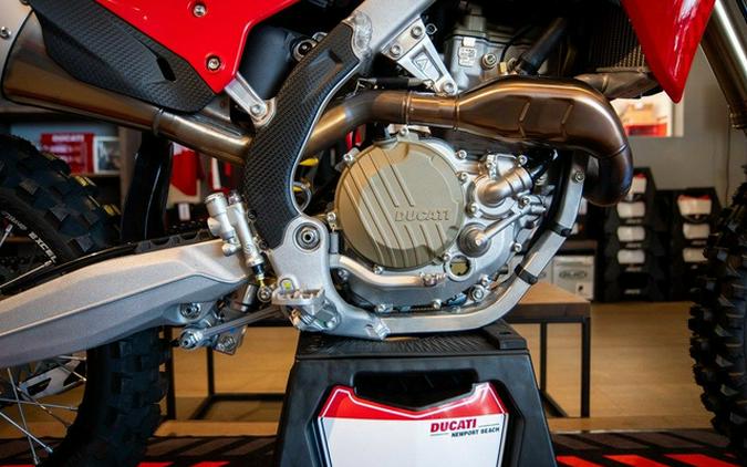 2026 Ducati DESMO450 MX