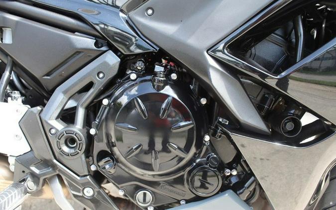 2024 Kawasaki Ninja 650 Metallic Matte Graphenesteel Gray/Ebony