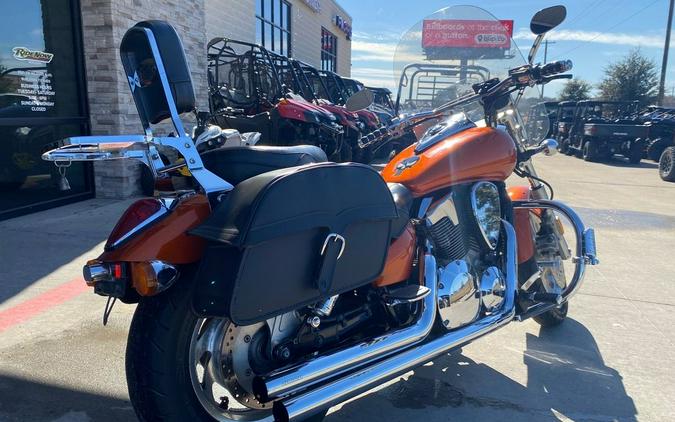 2004 Honda® VTX1300C4