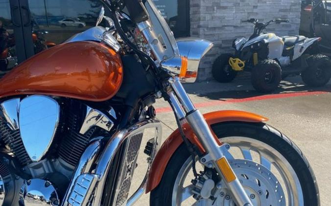 2004 Honda® VTX1300C4