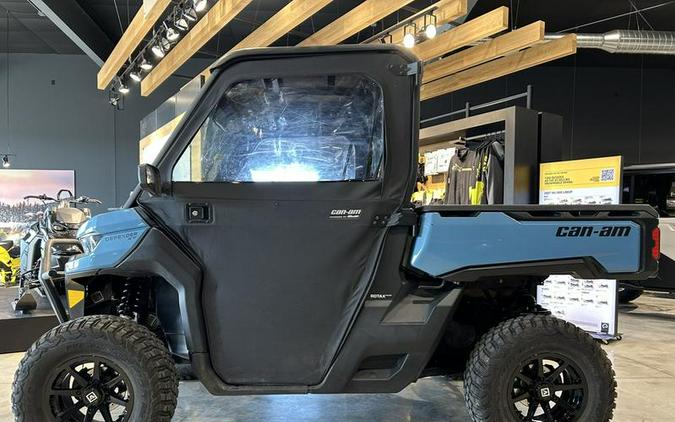 2021 Can-Am® Defender XT HD10