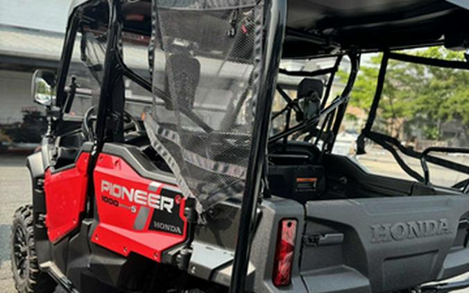 2025 Honda Pioneer 1000-5 Deluxe