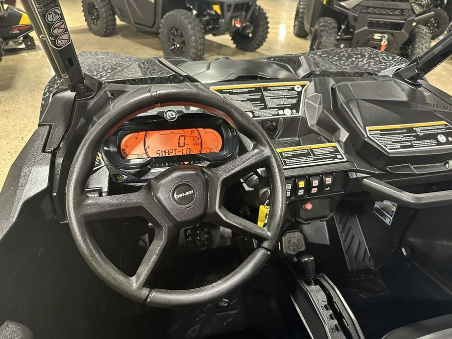 2019 Can-Am® Maverick™ Sport X RC 1000R