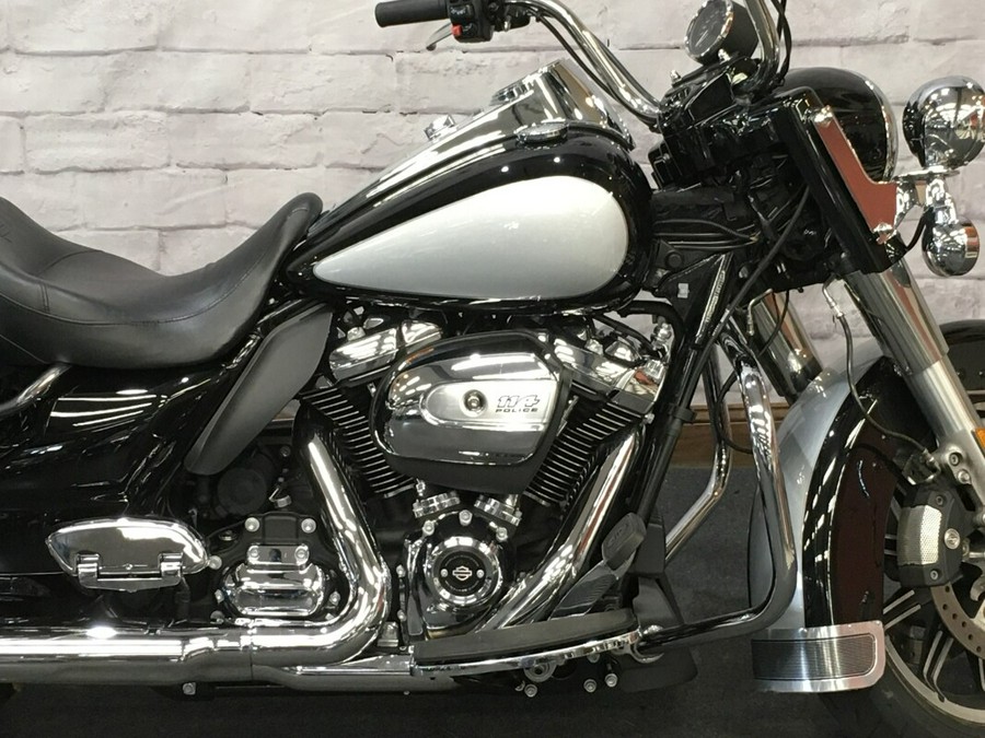 2021 Harley-Davidson Police Road King® Vivid Black/Brilliant Silver FLHP