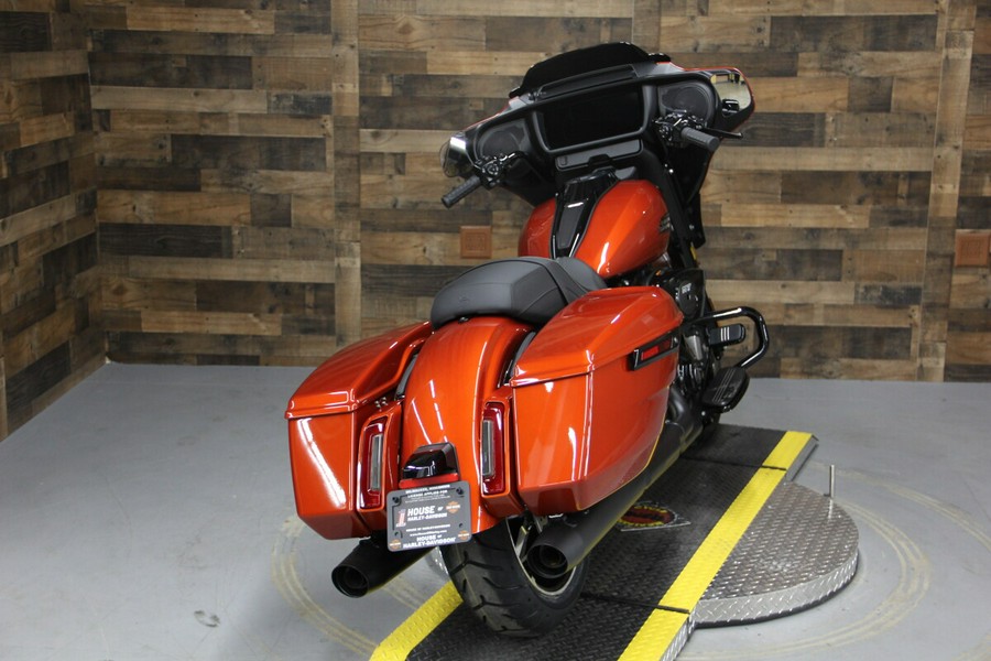 2024 Harley-Davidson Street Glide® Whiskey Fire - Black Finish