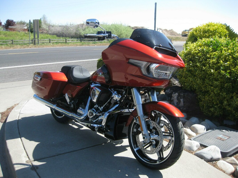 2024 Harley-Davidson Road Glide™ Whiskey Fire